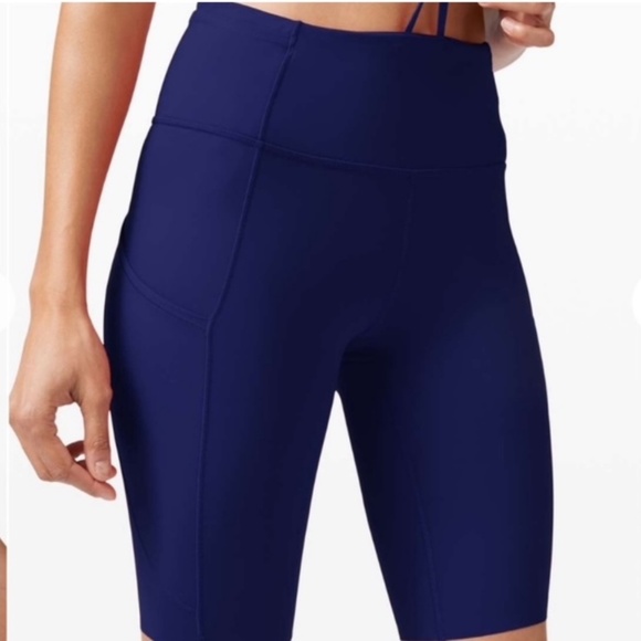 Lululemon Fast And Free Short 10" Size 6 Cerulean Blue - Picture 6 of 8